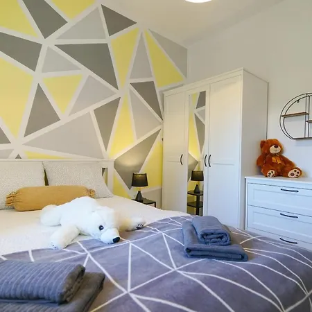 Jardin With Free Cowered Parking *