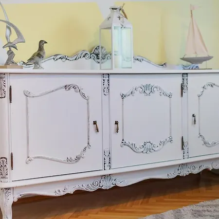 Jardin With Free Cowered Parking 펜션