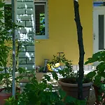 Jardin With Free Cowered Parking * زادار