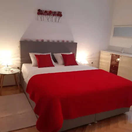 Jardin With Free Cowered Parking Vakantiehuis