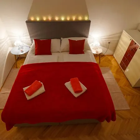 Vakantiehuis Jardin With Free Cowered Parking