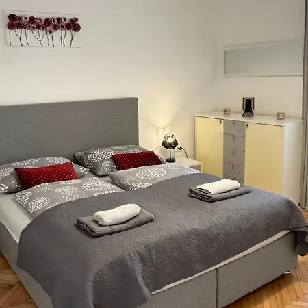 Jardin With Free Cowered Parking * Zadar