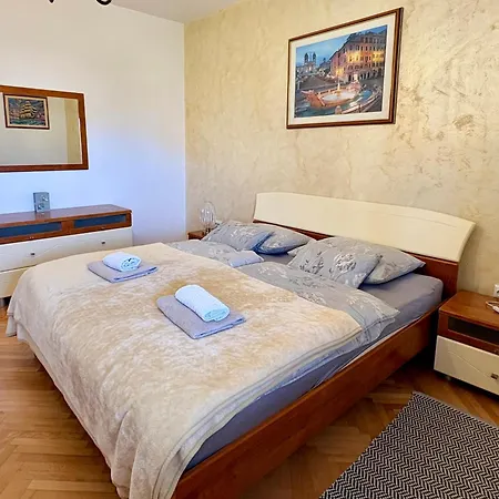 Hébergement de vacances Jardin With Free Cowered Parking Zadar