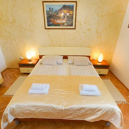 Tatil Evi Jardin With Free Cowered Parking Zadar