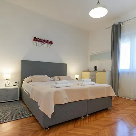 Tatil Evi Jardin With Free Cowered Parking