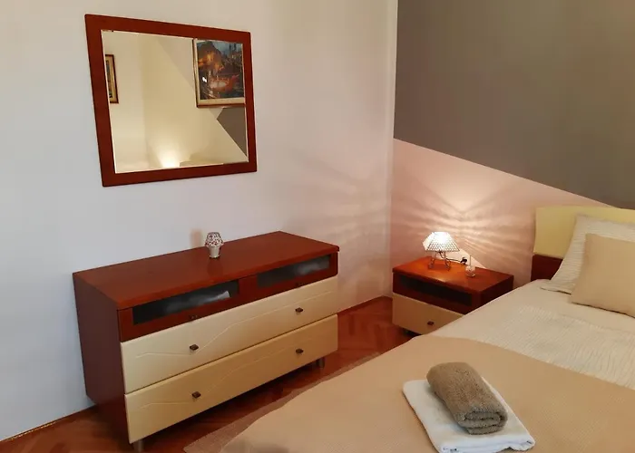 Jardin With Free Cowered Parking * Zadar