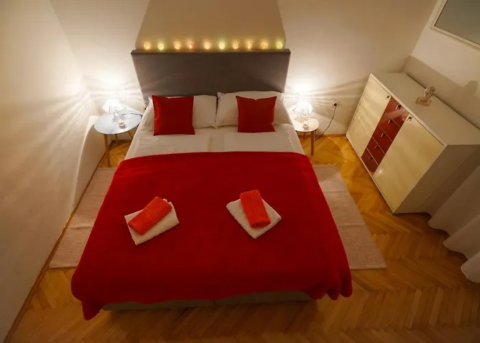 Hébergement de vacances Jardin With Free Cowered Parking