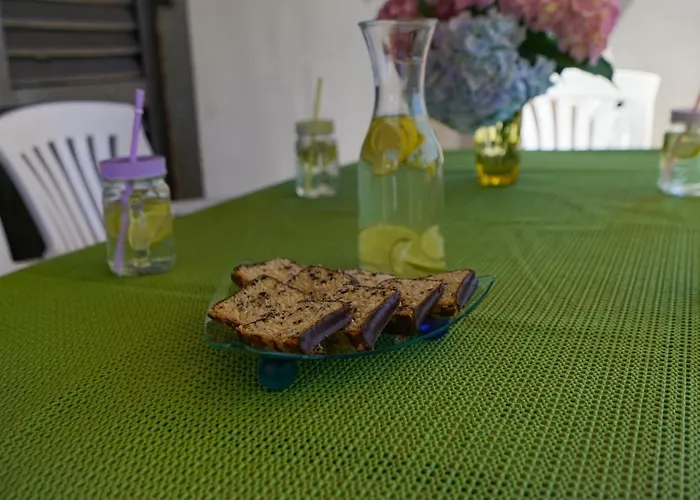 Jardin With Free Cowered Parking Vakantiehuis *