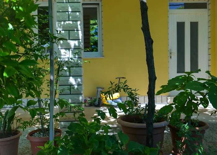 Jardin With Free Cowered Parking * Zadar