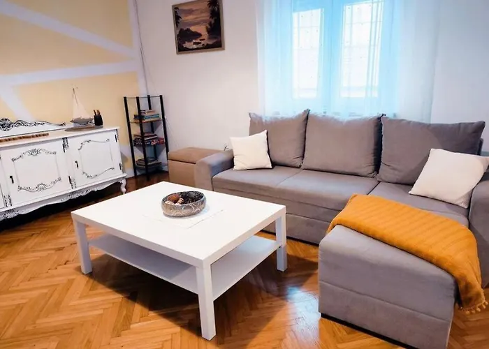 Hébergement de vacances Jardin With Free Cowered Parking